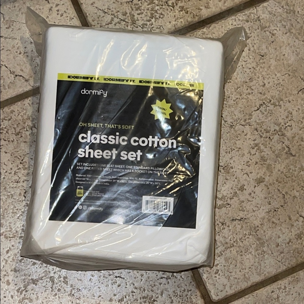 Dormify Classic Cotton Sheet Set - White